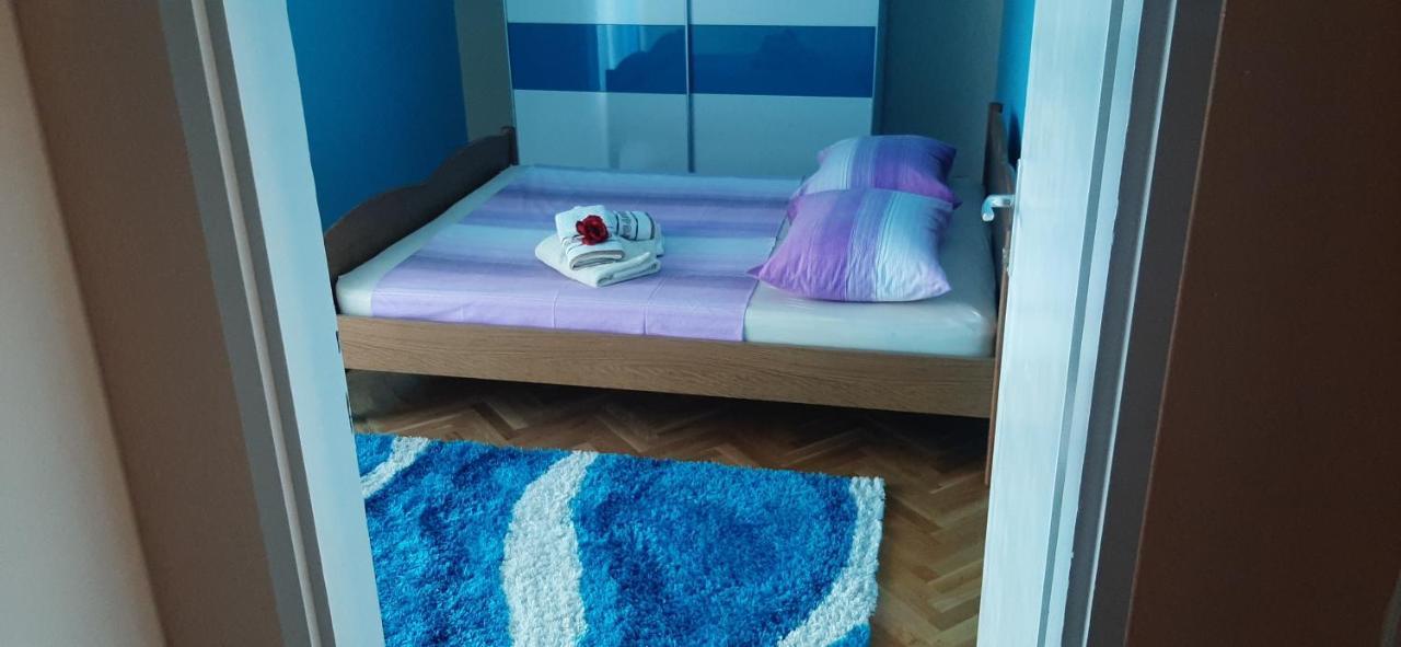 Vana Apartment