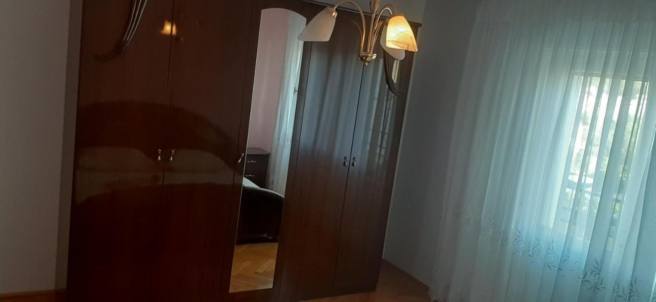 Apartment Vana *